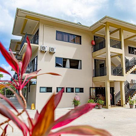 B Holiday Apartments Beau Vallon  Exterior photo